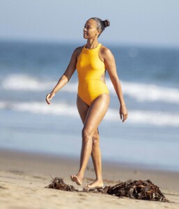 zoe-saldana-in-swimsuit-at-a-beach-in-malibu-09-06-2020-14.jpg