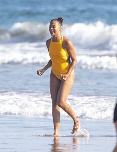 zoe-saldana-in-swimsuit-at-a-beach-in-malibu-09-06-2020-2.jpg