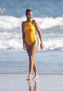 zoe-saldana-in-swimsuit-at-a-beach-in-malibu-09-06-2020-4.jpg