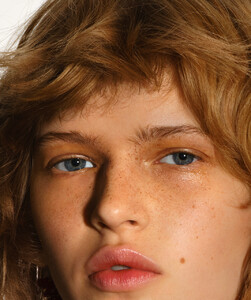 03-DAVID-FERRUA-VOGUE-GR-.jpg