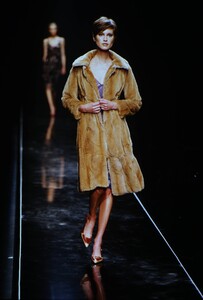 1001008627_ALBERTA-FERRETTI-FW-2000(3).thumb.jpg.9e7a97e415750d9799822f053982ba37.jpg