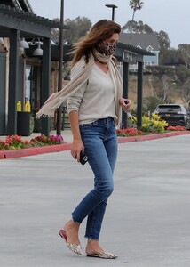       cin110521BZNimage130.jpg