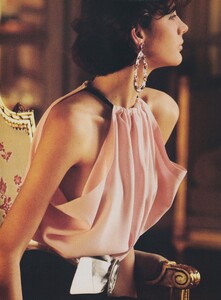 1045096610_VOGUEUSJan198408.thumb.jpg.8002da867825b64be65ab244f5f7bfcf.jpg
