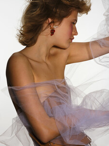 11-DAVID-FERRUA-VOGUE-GR-.jpg