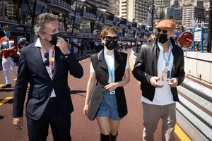       sey090521BZNimage120.jpg