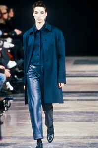 1160157511_HelmutLang1989WomenRTW77.thumb.jpg.1c6362a0465c888df3e7be07f529759f.jpg