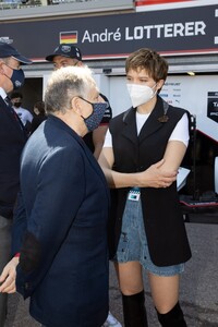       sey090521BZNimage130.jpg