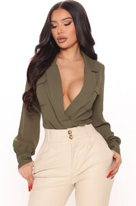 12-11-20Studio2MS__11-33-26_18_BDST1021_Olive_14012_RA.jpg