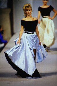 1213728890_HERVE-LEGER-FALL1994(37).thumb.jpg.c09c72739e675ae36d8814c28fe492d5.jpg