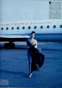 1233465593_LOfficielFrance1992voldenuitbyjonathanlennard3.thumb.jpg.a1773d0884eef76938163c8f46ce51e0.jpg