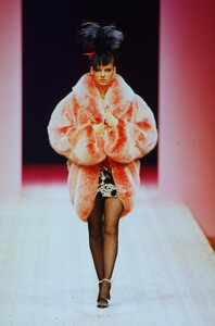 1251739434_ChristianLacroixCoutureFall1999(24).thumb.jpg.5dfeeba3360536db2de506df73005ba5.jpg