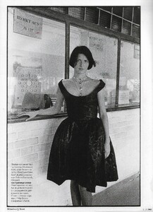 ELLE Russia February # 88 2004 36.jpg