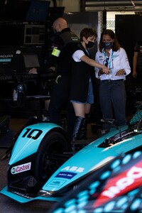       sey090521BZNimage128.jpg