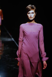 1383042350_ALBERTA-FERRETTI-FW-2000(10).thumb.jpg.5b6a78429af0a5aab122bf49263c6340.jpg