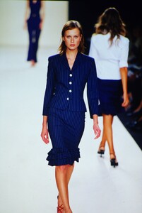 1392046927_ralph-lauren-ss-2000(7).thumb.jpg.5fc57662861f56b3c861c182dbb70147.jpg