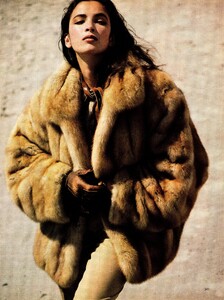 1484358558_VogueUSArthurElgortSableTheBestoftheBest(8).thumb.jpg.87aa2084637c71093b8299bcca3ab8b1.jpg