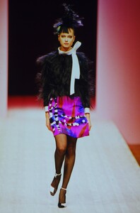 1517685204_ChristianLacroixCoutureFall1999 (13) .thumb.jpg.d2a5d7ec5e0e210ec74e54e8b64d10c4.jpg