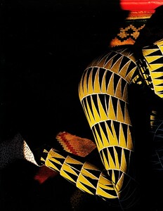 1560127118_USELLESeptember1992TherestlessEYEofRifatOzbekGillesBensimon2.thumb.jpg.44d3f0b2a4339c935ae2ea73b6ff21f2.jpg