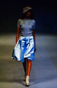 1653910572_blumarine-fw-1999(20).thumb.jpg.998917816087d3e333b2d11ed2c42f02.jpg