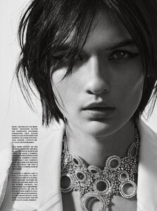 Vogue Italia – Maggio 2021-page-004.jpg