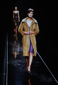 1678931952_ALBERTA-FERRETTI-FW-2000(4).thumb.jpg.2766df21fd5c75656664e79bb883cb94.jpg