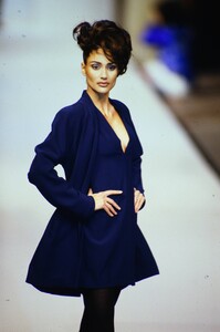 1903013647_HERVE-LEGER-FALL1994(8).thumb.jpg.5c2925db4fd395a003b44133cad05007.jpg