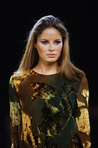 2003841871_bill-blass-fw-1994(2).thumb.jpg.9d5c8dd3e11ec430652248b343fb2e5f.jpg