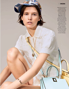 2021-06-05_Elle_It-4.jpg