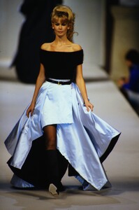 2070745089_HERVE-LEGER-FALL1994(39).thumb.jpg.3c12858af684a4e794e3b67ac9637459.jpg