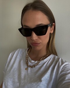 Agathe Teyssier 459.jpg