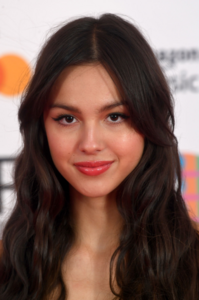 207436205_olivia_rodrigo_brit_12.thumb.png.67cac42d77bb09a9059caa99534e1507.png