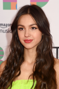 207436464_olivia_rodrigo_brit_17.thumb.png.7e332f8fd3d6b51c0f10486febe7740e.png