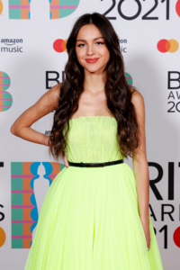 207437637_olivia_rodrigo_brit_25.thumb.png.45175ddd10a3542724affc31f27c0a27.png