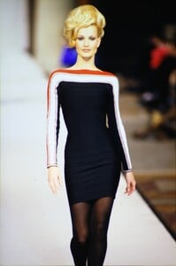 2096226140_HERVE-LEGER-FALL1994(2).thumb.jpg.9bb565547960a9798a48d86645356f21.jpg