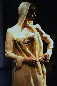 2126966963_THIERRY-MUGLER-COUTURE-SPRING-1998(1).thumb.jpg.c0c8df08b783d968dda473c7fe650b66.jpg