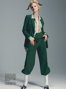 Vogue Italia – Maggio 2021-page-006.jpg