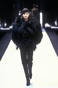 506740187_HerveLeger1997WomenRTW21.thumb.jpg.63fdcdf50de9bc0247a4c4c86183de3c.jpg