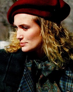 615755130_EleganceParisFallWinter1987-88CharlesFredric(1).thumb.jpg.45adf03b1dd864f0bcf7dee287485fc9.jpg