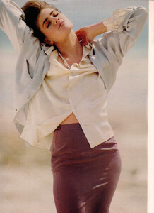 649129009_12-GRAZIAIT-24jun84-m.ElizabethNottoliph.SteffanoMassimo.thumb.jpg.a290e9eff2e0032c16784564fae32408.jpg