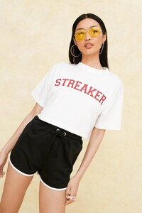 black-contrasting-drawstring-runner-shorts (2).jpeg