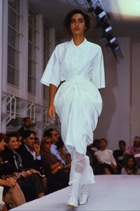 704647868_dolce-gabbana-ss-1989(4).thumb.jpg.e9767316b5392890459d0b700f729b70.jpg