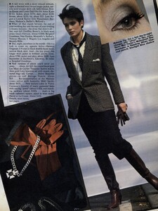 724959291_VOGUEUSAug198213.thumb.jpg.051a3d678aec1306d068b35437776990.jpg