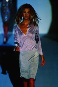 744470076_GUCCISPRING2000(2).thumb.jpg.0f37456f4c3ff803fcaa97cdb0764ea1.jpg