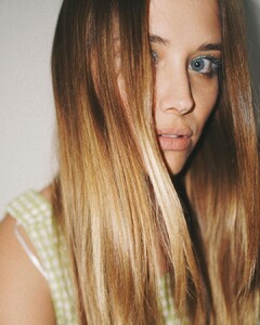 Agathe Teyssier 690.jpg