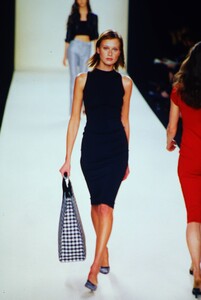 764175692_ralph-lauren-ss-2000(11).thumb.jpg.2dd2105ef814b99e3d5d9a23ef6af51e.jpg