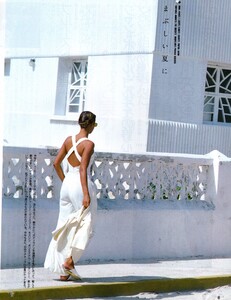 87082428_MarieClaireJapon3-89(12).thumb.jpg.50e99afd48c08419781a7891f45188b1.jpg