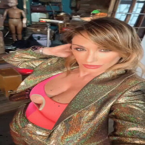 Sabrina Salerno gif imagen (29).jpg