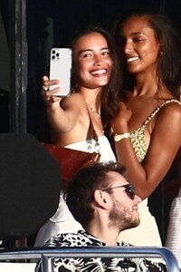 Sara-Sampaio,-Shanina-Shaik-and-Jasmine-Tookes---The-Victorias-Secret-yacht-party-in-Miami-Beach-02.jpg