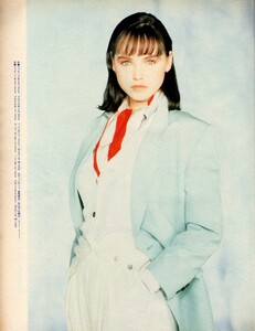 97282971_ElleJapon4-20-1988KatherineInksetter(2).thumb.jpg.92a4fb3039a34f5bb971c363496afa63.jpg