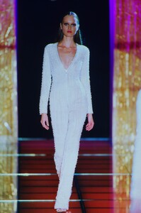 982672808_atelier-versace-fw-1999(3).thumb.jpg.2ac091864a04ea00a0a6dab4da2aaea4.jpg